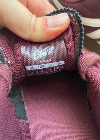 39 Beden Pul Bear Bordo Bağcıklı Kadın Spor Ayakkabı