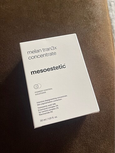  Beden Mesoestetic Melan tran3x serum