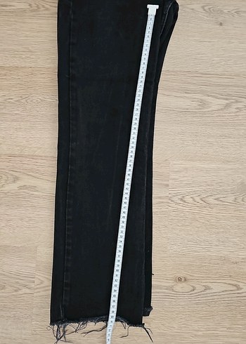 36 Beden siyah Renk Siyah Yırtmaçlı Paça Jean