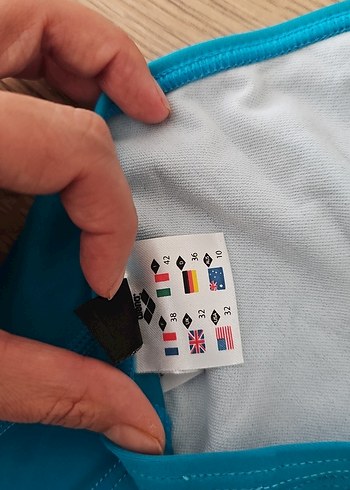 38 Beden su yeşili arena yüzücü mayosu