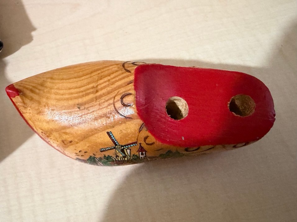 El Boyaması Ahşap Takunya Kalemlik - Görsel 2