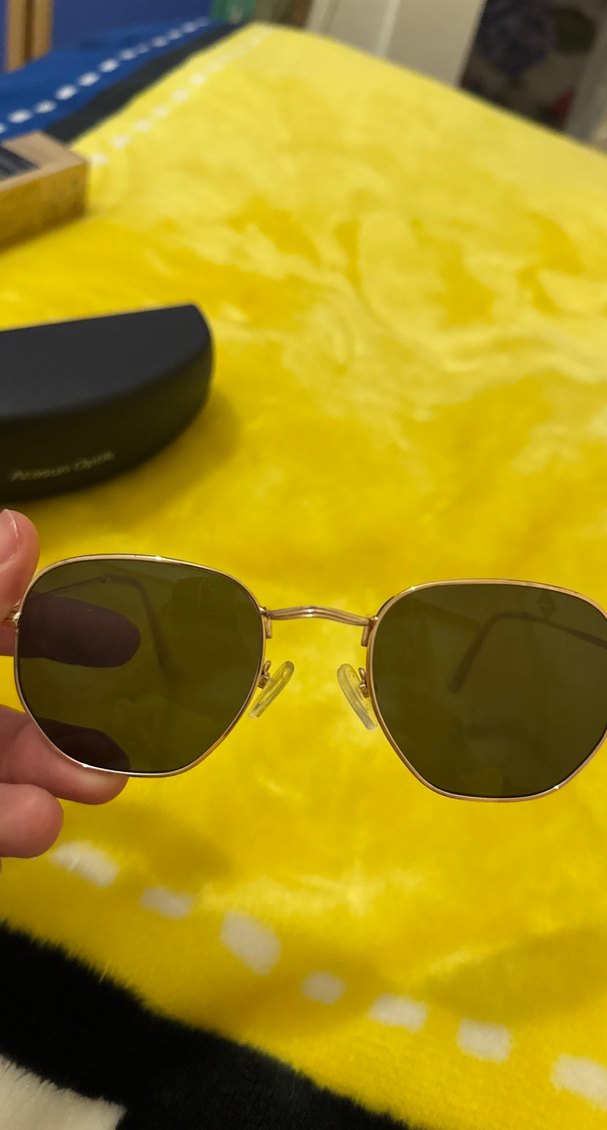 Altın Renkli Parlak Kadın Güneş Gözlüğü - Görsel 2