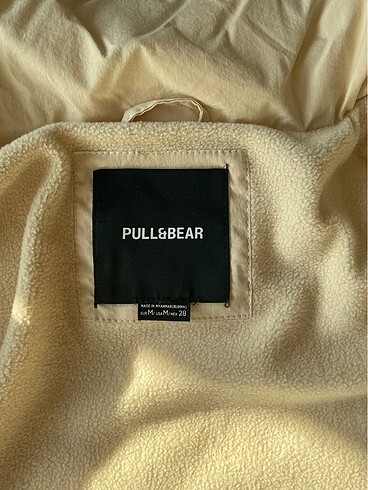 s Beden Pull Bear Mont
