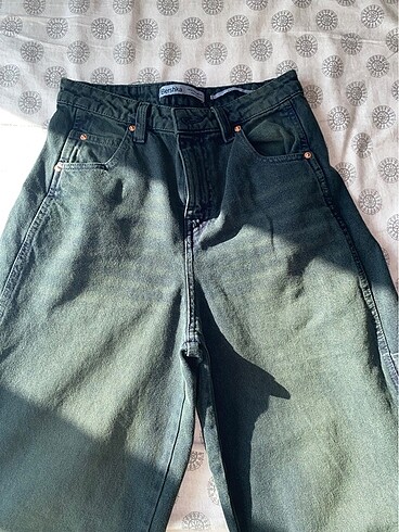 Bershka Baggy Jean