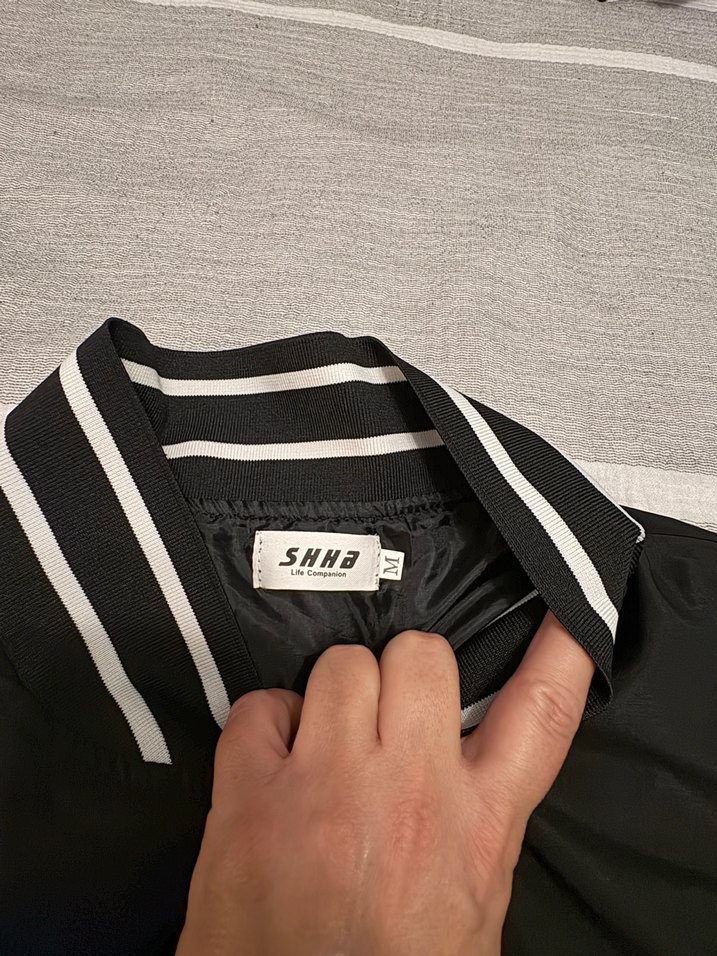 Siyah Baskılı Kadın Bomber Ceket - Görsel 2