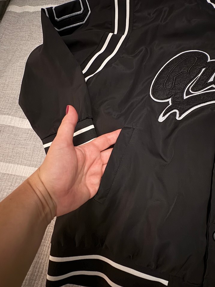 Siyah Baskılı Kadın Bomber Ceket - Görsel 3