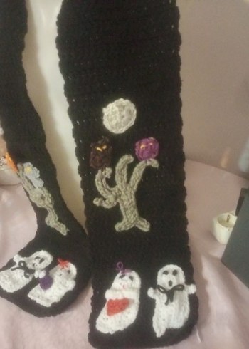 Hayaletler date e çıkıyor! scarf - Görsel 4