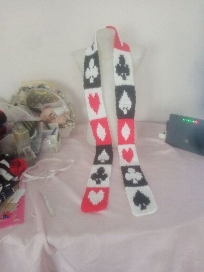 Beyaz İskambil desen skinny scarf - Görsel 5