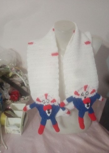 Adventure Time Peppermint Butler scarf - Görsel 2