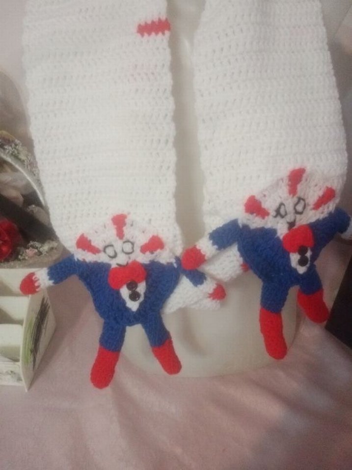 Adventure Time Peppermint Butler scarf - Görsel 3