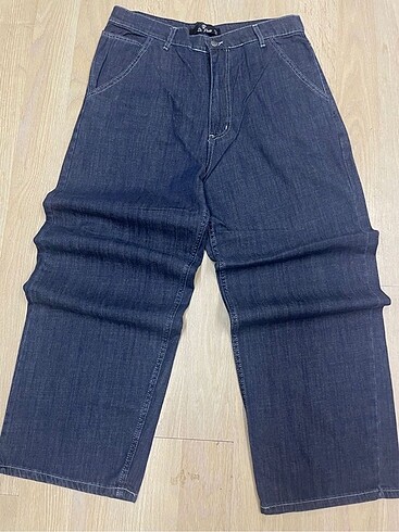 BAGGY jean