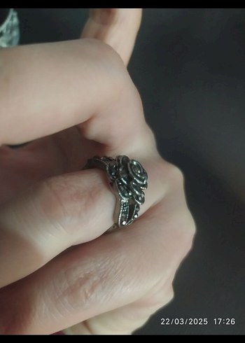 VİNTAGE METAL YÜZÜK