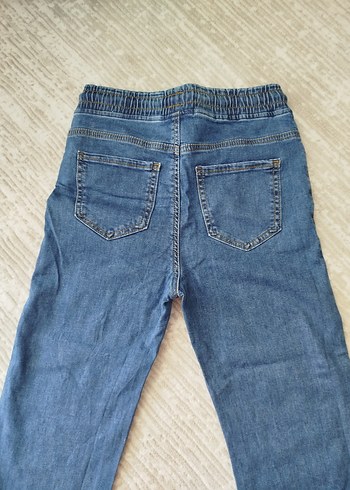LC Waikiki erkek çocuk beli lastikli rahat kot pantolon