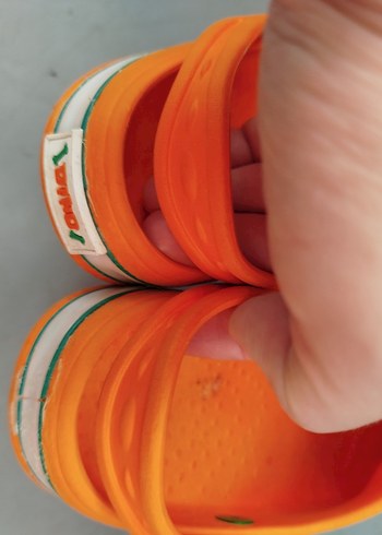 30 Beden Turuncu Erkek Çocuk Kaymaz Terlik Velcro