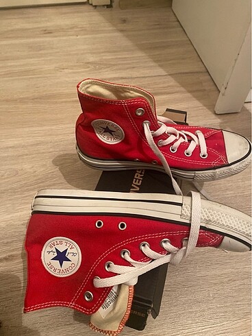 38 Beden kırmızı Renk Converse