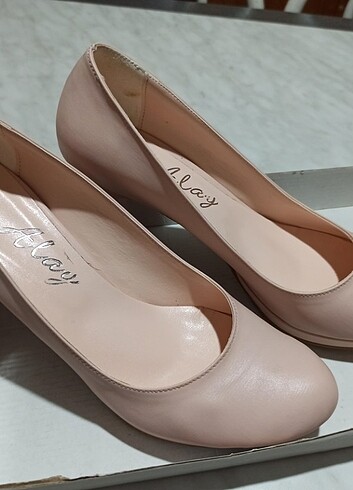 Stiletto ince topuklu ayakkabı  - Görsel 2