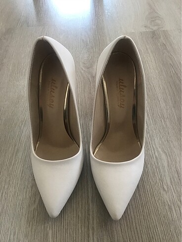 Diğer Beyaz stiletto