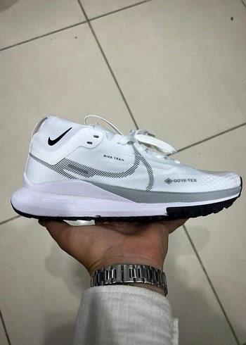 Nike REACT PEGASUS TRAIL 4 GORE-TEX