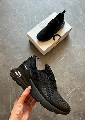 Nike Air Max 270 Black