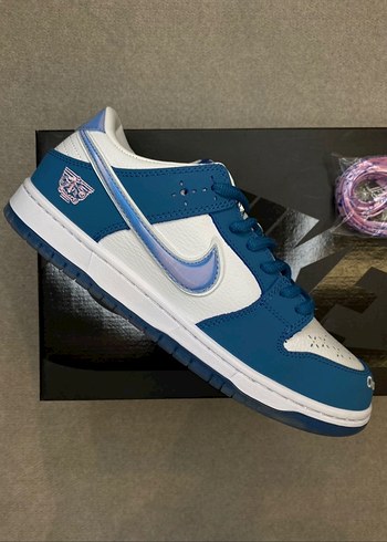Nike SB Dunk Low Born X Raised