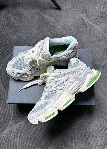 New Balance New Balance 9060 Bricks Wood