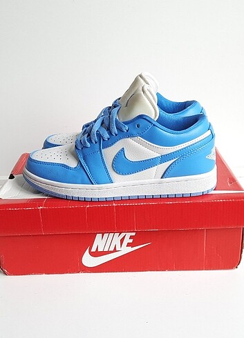Nike Air Jordan 1 Low University Blue