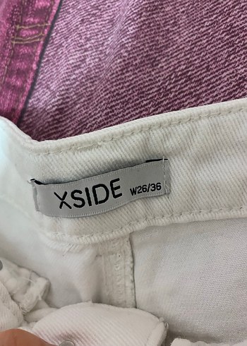 Düğmeli Beyaz Kadın Mini Denim Şort - Görsel 2