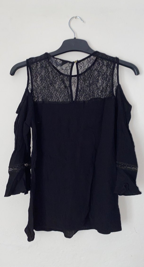 Siyah Dantel Detaylı Gösterişli Kadın Bluz - Görsel 2