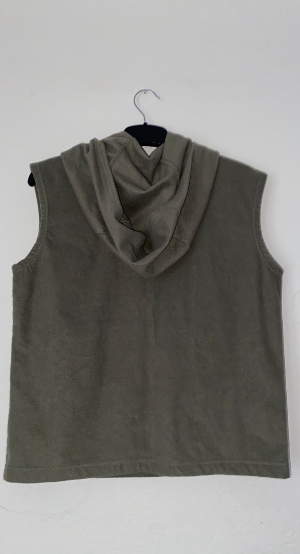 Gri Kapüşonlu Erkek Kolsuz Yelek - Görsel 2