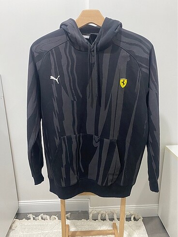 Puma sweatshirt