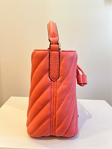Michael Kors Michael Kors Peyton Bucket Çanta