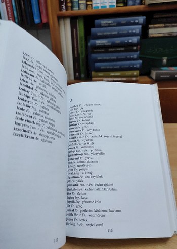 Dilimizdeki Yabancı Sözcüklere Türkçe Karşılıklar Sözlüğü - Görsel 3