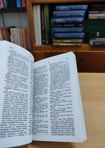 İngilizce Türkçe Öğrenci Sözlüğü FONO - Görsel 3