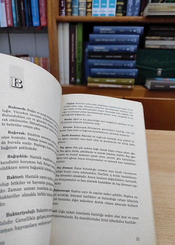 Sağlık Terimleri Sözlüğü - Prof. Dr. Mustafa Güler - Görsel 4