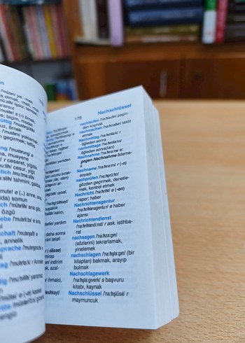 Almanca Cep Sözlüğü - Türkçe Almanca - Görsel 4