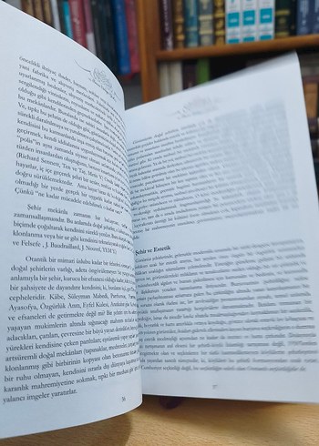 14. Bursa Edebiyat Günleri Bildiriler Kitabı - Görsel 6