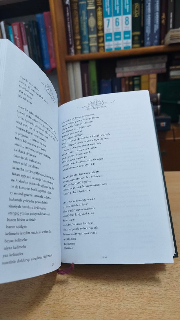 14. Bursa Edebiyat Günleri Bildiriler Kitabı - Görsel 3