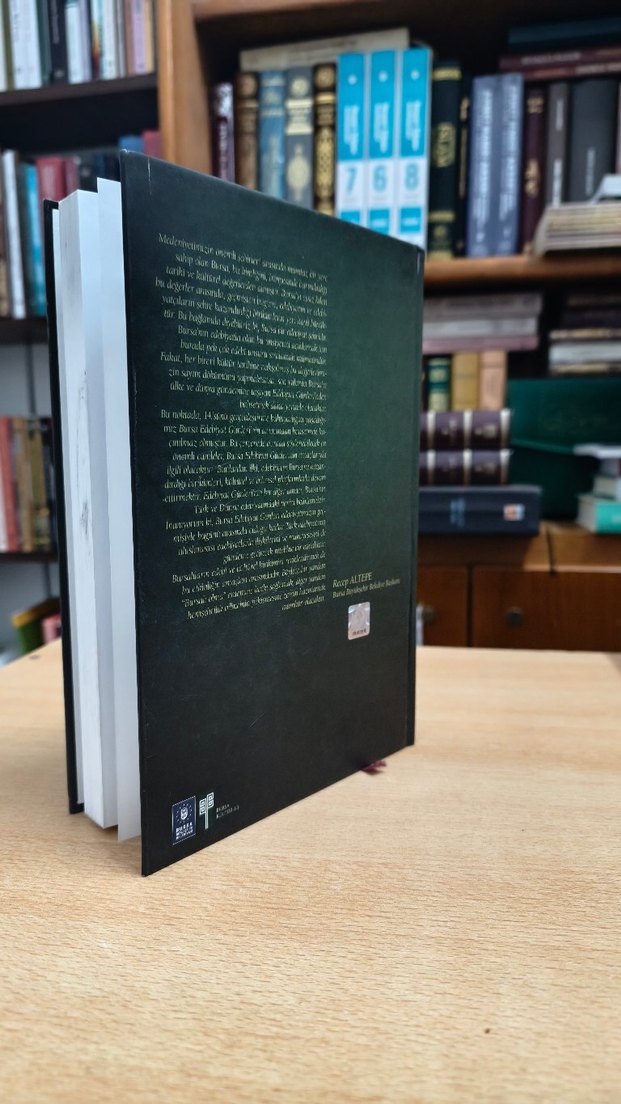 14. Bursa Edebiyat Günleri Bildiriler Kitabı - Görsel 2
