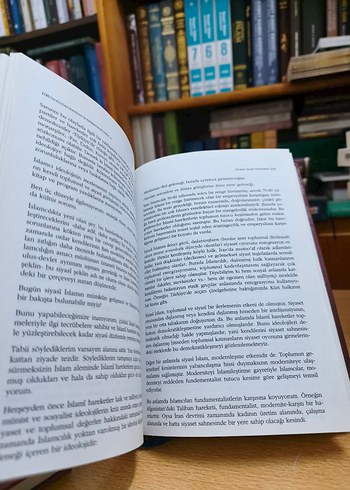 Doğudan Batıdan 2 Cilt Takım - Görsel 10