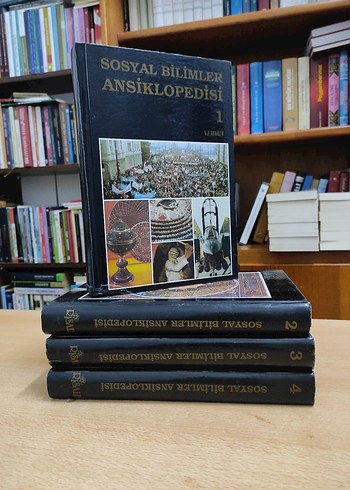 Sosyal Bilimler Ansiklopedisi 4 Cilt Takım