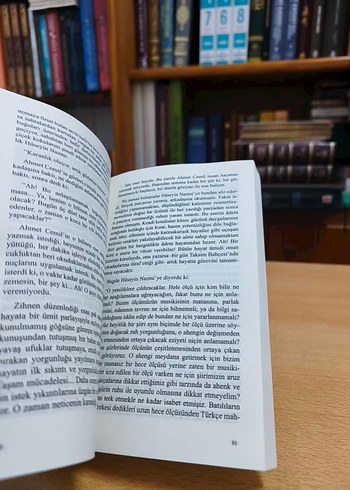 Mai ve Siyah - Halid Ziya Uşaklıgil - Görsel 4