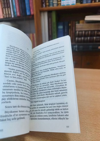 Kumarbaz - Fyodor M. Dostoyevski - Görsel 4