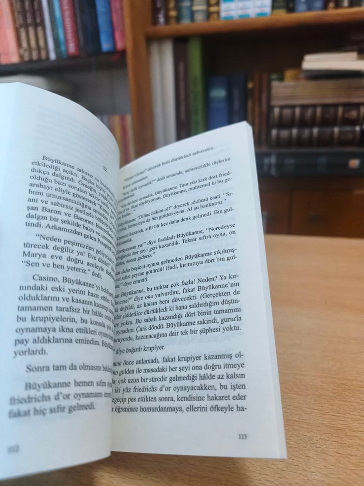 Kumarbaz - Fyodor M. Dostoyevski - Görsel 4