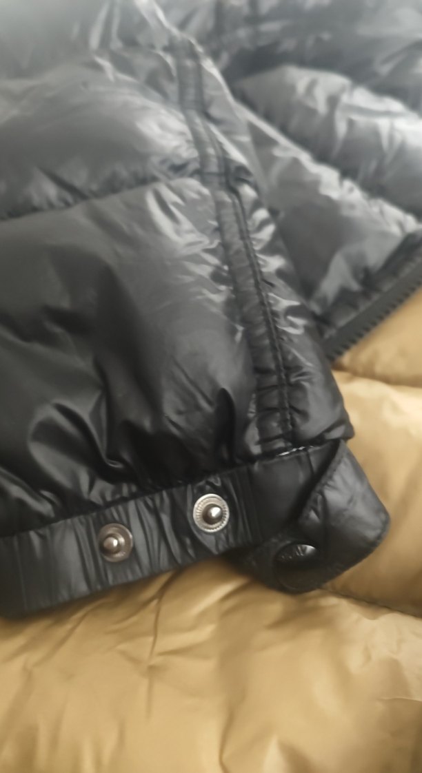 Siyah Fermuarlı Kadın Kışlık Mont - Görsel 3