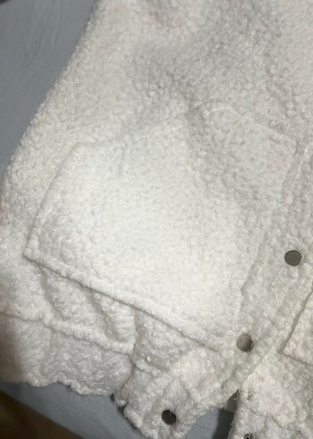 Düğmeli Beyaz Kadın Ceket - Görsel 3