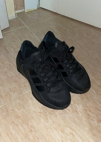 Adidas 37