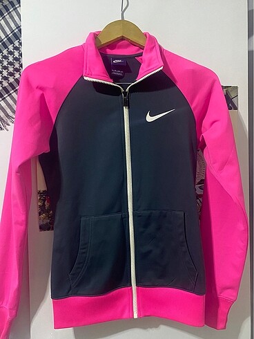 Nike hırka