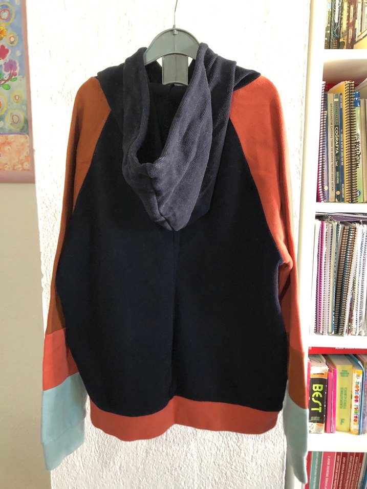 Kapüşonlu, Renk Bloklu Kadın Sweatshirt - Görsel 3