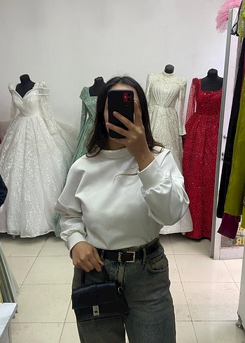 Beyaz Bogazli balon kollu bluz - Görsel 2