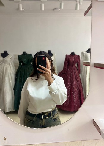 Beyaz Bogazli balon kollu bluz - Görsel 3